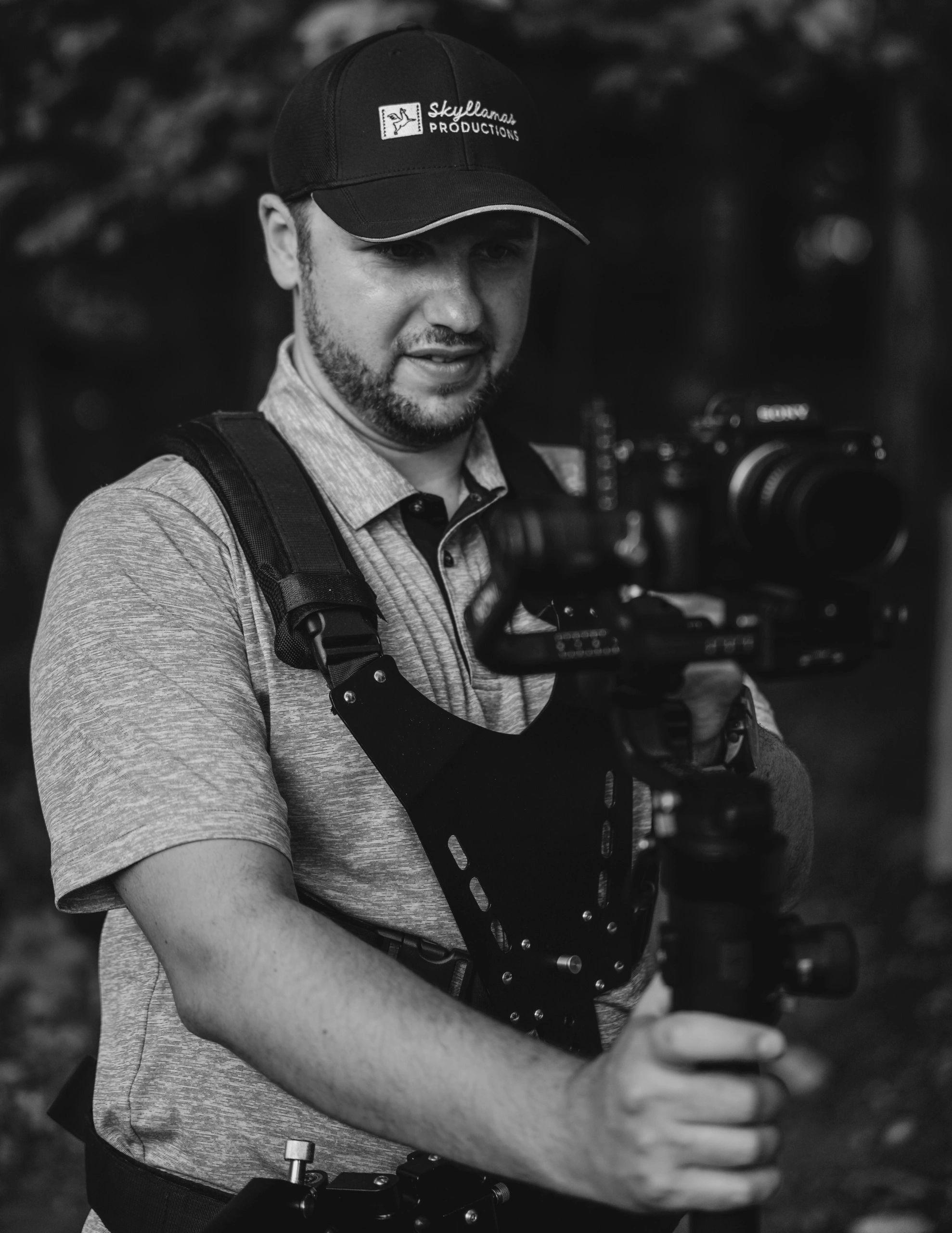 Slawomir Roszak with a cinema camera on a stabilizer vest